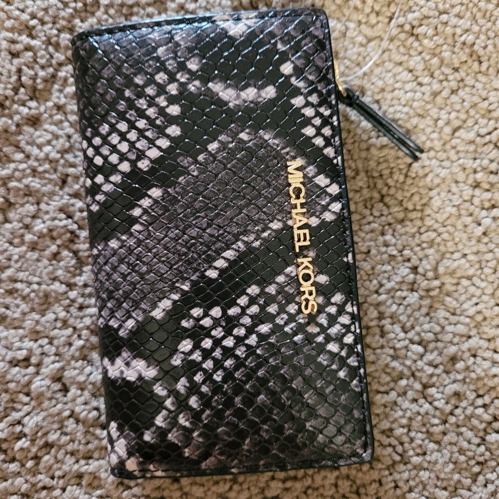 Michael Kors wallet